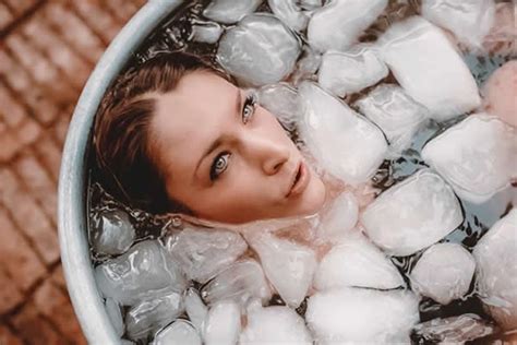 Naked Ice Bath Porn Videos 